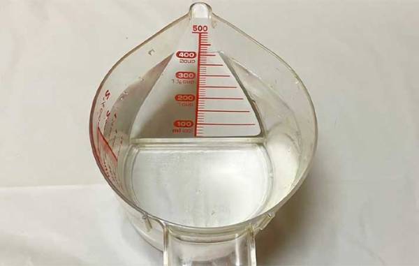 壁に染み付いたタバコの黄ばみを白くする方法に「早くやればよかった！」