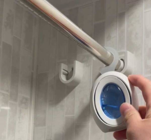 排水溝のゴミ取りもあっという間　あると便利なお風呂場グッズとは