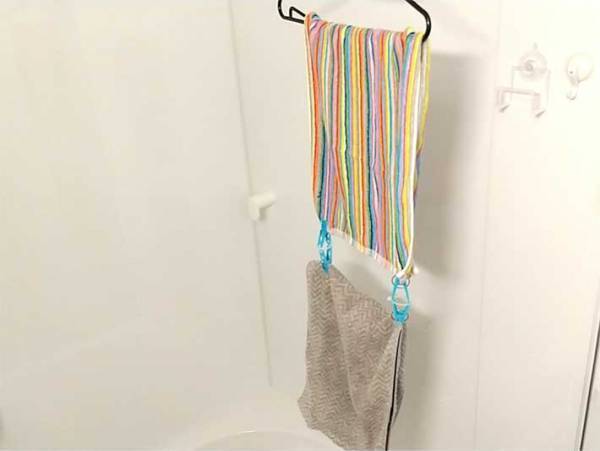 雨の日に部屋干しのスペースがない…　『アレ』を挟むだけで？　「助かった」「これはナイス」