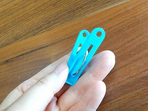 雨の日に部屋干しのスペースがない…　『アレ』を挟むだけで？　「助かった」「これはナイス」