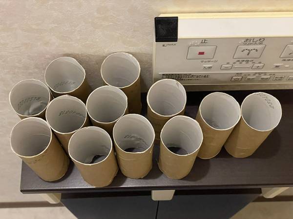 「家族一同ざわつきを隠せない」　トイレの光景に「頭がバグった」「ウチもやる！」