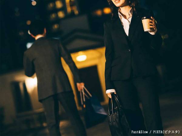 歩行中に交通事故に遭わないために要注意な時間帯は？