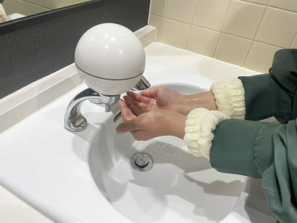 「あちゃ～」朝から袖がビショビショ…　洗顔時のストレスを解消する方法