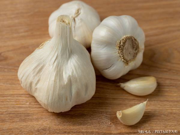 覚えておきたい！　ニンニクを半年から１年保存できるレシピを、ライオンが紹介