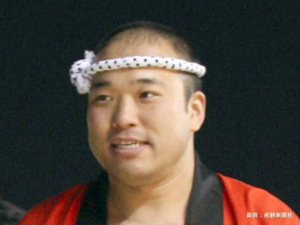 『クールポコ。』小野まじめの学生時代の写真に反響　「めっちゃかっこいい」「役者になれそう」