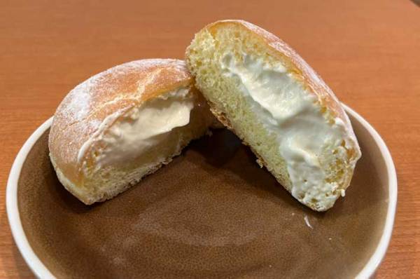 「ただものじゃない」「１３５円は安すぎん？」　ファミマの『生ドーナツ』にネットがざわつく　実際に食べてみた