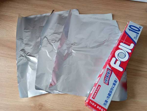 キッチンにある『アレ』を入れたら、排水溝のヌメリが軽減！？　「やってよかった」