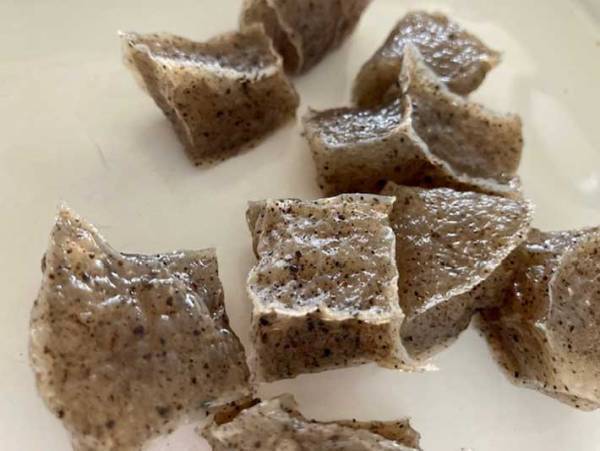 冷凍NGとされる『あの食材』を冷凍してみたら…？　クセになる食感だった！