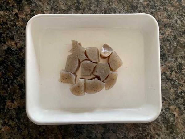 冷凍NGとされる『あの食材』を冷凍してみたら…？　クセになる食感だった！