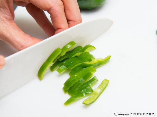 「なぜかこれだと子供が食べる」　火を使わずに５分で完成！ピーマンレシピに反響