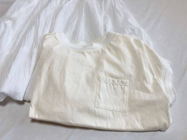 Tシャツの醤油シミ　すっきり落とすには？　意外と簡単な洗濯法に「コレ便利！」