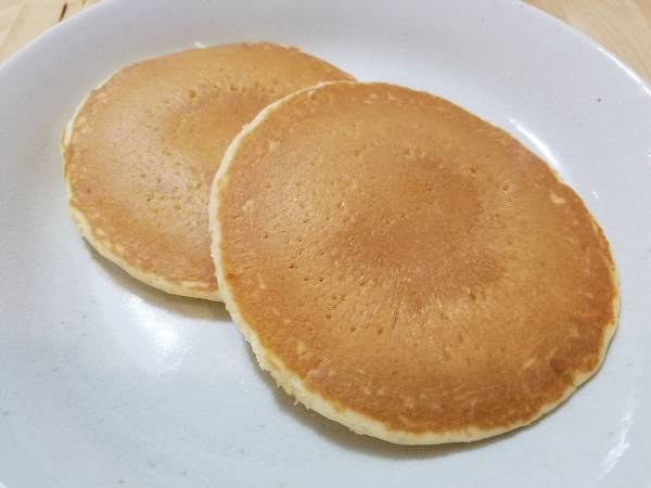 喫茶店のようなホットケーキの作り方　「それ足すだけで？」「すごい！」
