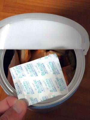 使い終わった粉ミルク缶の意外な活用法に「その手があったか！」　密閉性を活かして…？
