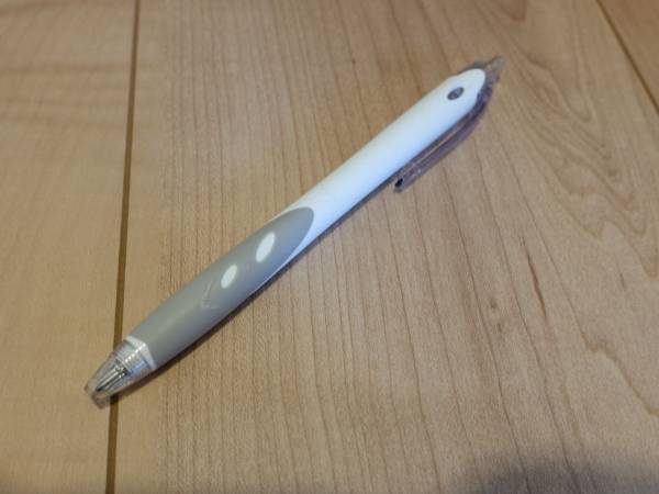 インクの出ないボールペンを復活させる方法に「知らなかった」「これは有益」