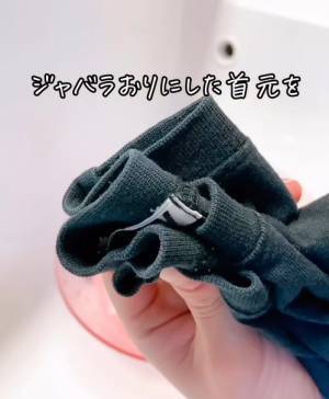 Tシャツの首元のよれ　元に戻す簡単技に「おお」「すごい！」
