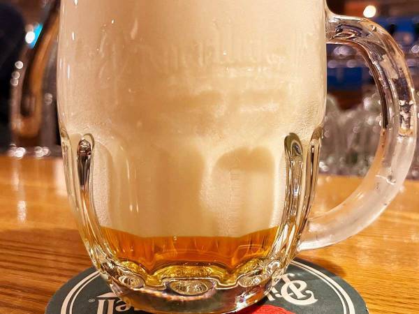 ビールを頼んだらほぼ泡だった…　客が店を絶賛した理由に「飲みたい」の声！