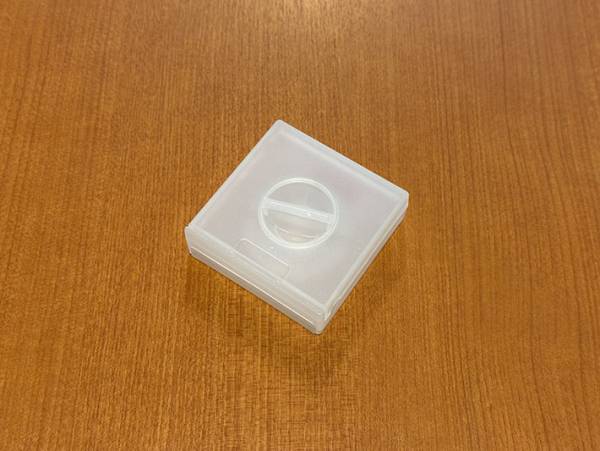 「もっと早く知りたかった…」　ごちゃごちゃになりがちなケーブルをスッキリ収納する方法！