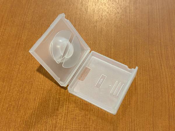 「もっと早く知りたかった…」　ごちゃごちゃになりがちなケーブルをスッキリ収納する方法！