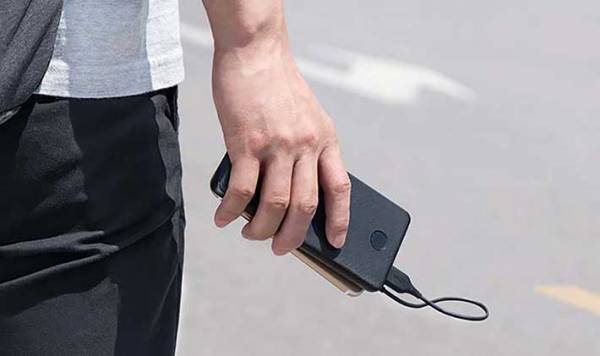 ほぼ充電なしで放置していたスマホ　一体どうなるかというと？　「ショック」「すぐやめる」