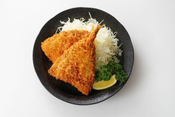 「アジフライ様」と呼び、崇め奉られる赤ちゃん　かわいすぎてご利益を感じるレベル！？