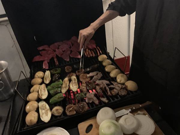 完璧な『A型流のバーベキュー』に絶賛の声　「めっちゃ分かる！」「神か…？」