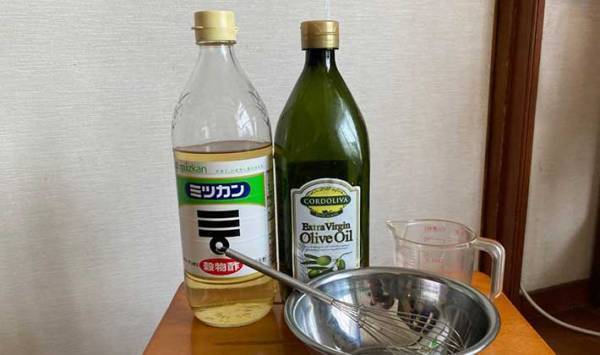 木の家具や柱のキズを目立たなくしたい！　意外すぎる２つの方法に「キズどこにあった？」「感動」