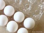 卵は『パックのまま』保存して！　フタが開かない方法に「これすご！」「イライラが解消された」