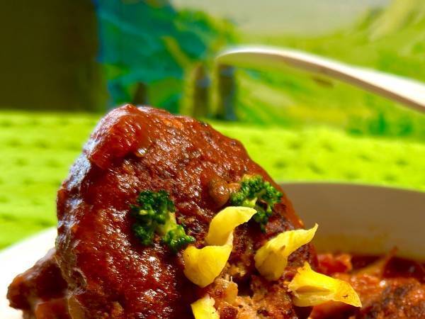 夫「想像してたんとちょっと違うのが出てきて…」　思わず震えた妻の手料理がこちら！