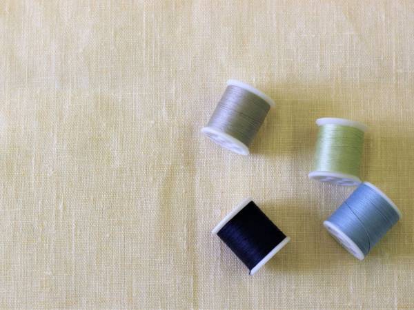 収納場所に悩むミシン糸　画期的な解決策が「めっちゃ使える」