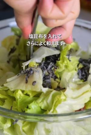 一度じゃ使いきれないレタス　おいしく消費する方法に「マジでうまい」「これ助かる！」