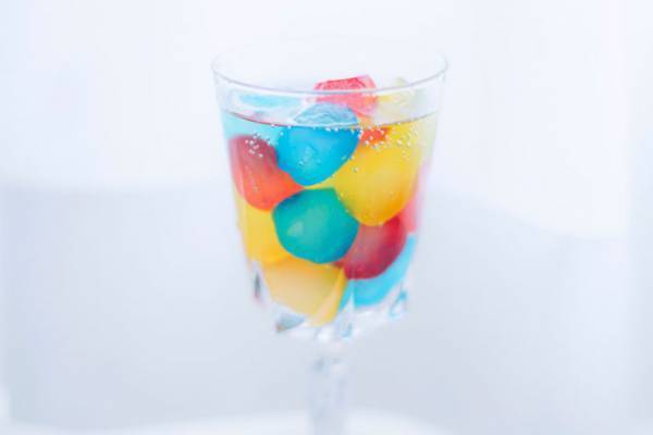 コンビニのわらび餅が大変身！？　夏にぴったりなスイーツレシピが美しすぎる…