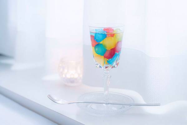 コンビニのわらび餅が大変身！？　夏にぴったりなスイーツレシピが美しすぎる…