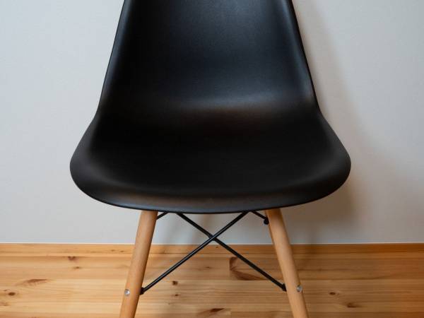 「床の傷、怖くない！」　シリコン製イス脚キャップの実力が優秀すぎた