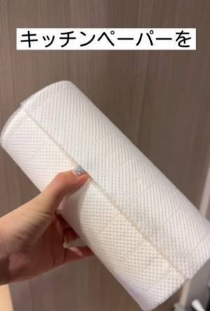 つっぱり棒を使ったデッドスペース活用テクに「天才すぎ」「実践します！」