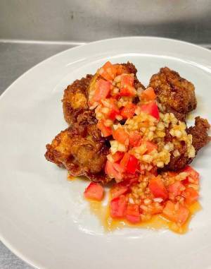 揚げ物もさっぱりウマい　油を使わない『トマトの万能ソース』の作り方は　「作り置きしたい」