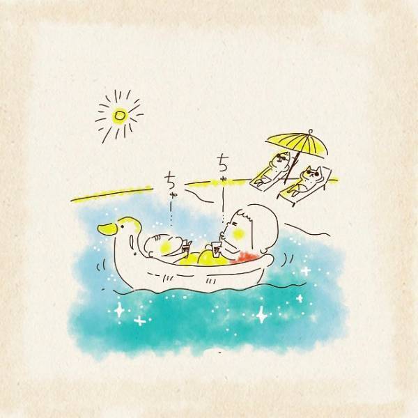 狭いベランダでもプールで遊べる？　母親のアイディアに「最高」「今日やりたかった」