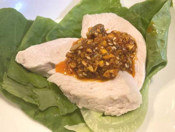 「辛さ控えめ」「食感が楽しい」　カルディの『万能調味料』でいつもの料理が様変わり！