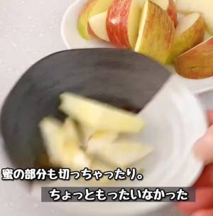 向きを変えるだけで？　りんごのおいしさを逃さない切り方に「素敵です！」「明日やってみる」
