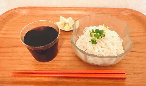 めんつゆ、まだ水で割ってる？　まさかの『割り方』に「最高の味変」「夏ずっとやる」