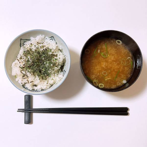 大葉を使った、ご飯がすすむアイディアに「天才だ」「握り飯にまぶしたい」