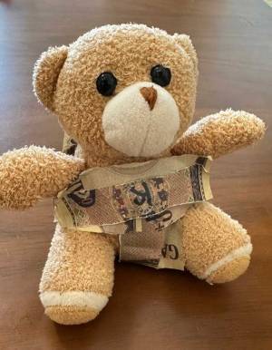 「クオリティ高すぎ」「ダマされた」　５歳の女の子が作った服の『素材』にネット騒然