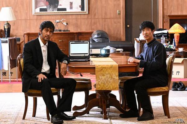 【『VIVANT』感想２話】堺雅人が演じ分ける人格の揺れが魅せるスリル