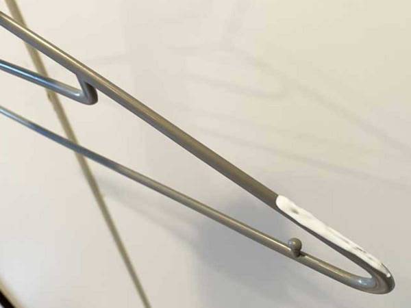 いつも品薄！ダイソーで買える『液体』　効果に「ホント助かる」「もうすべらない」