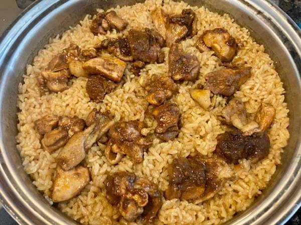 輸入雑貨店の不思議な調味料　炊き込んでみると？「スパイシーで最高」「クセになる」