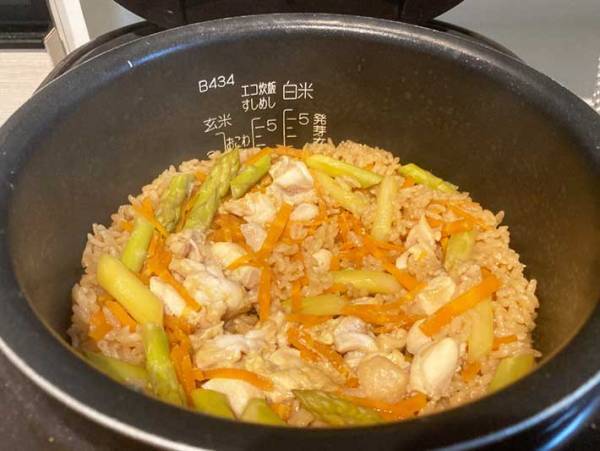 「めっちゃ便利」「もう手放せない」　コストコで買える『即完売するだし汁』とは？