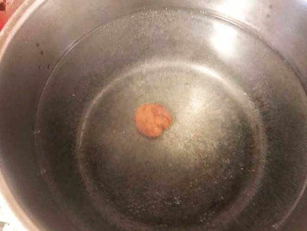 時間が経つと塊になる『そうめん』　アレを１個入れてゆでると？　「ウソみたい！」