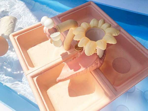 「夏ずっと遊んじゃう」「コスパ最高」　売り切れ続出『3COINS』の水遊びグッズが楽しすぎた