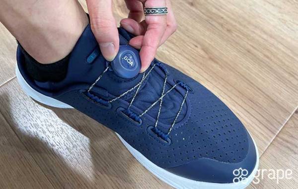 アンダーアーマーの大人気シューズに新色！「安定感がすごい」