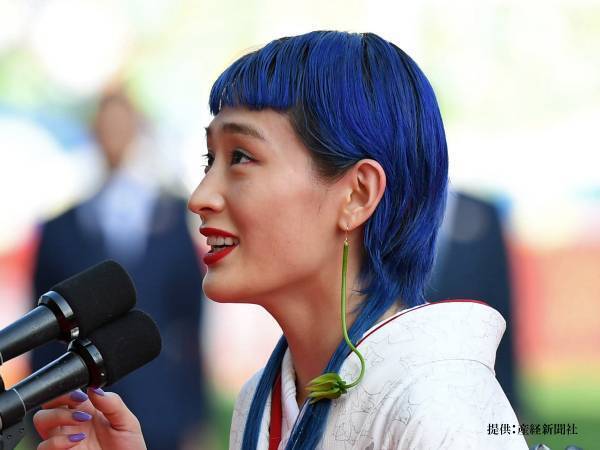 アマゾンでの出産を選んだコムアイ　報告に「ずっと心配してた」「本当によかった！」