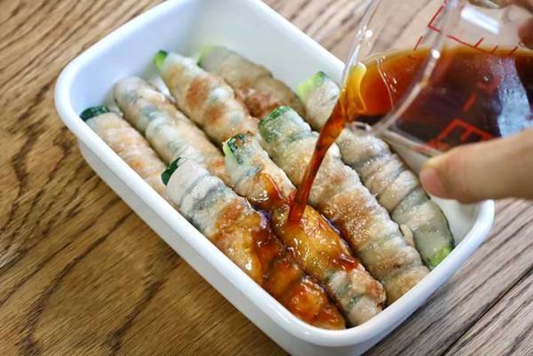 「無限にポリポリいける」　キュウリの豚肉巻きに「こんな食べ方もあったんだ！」